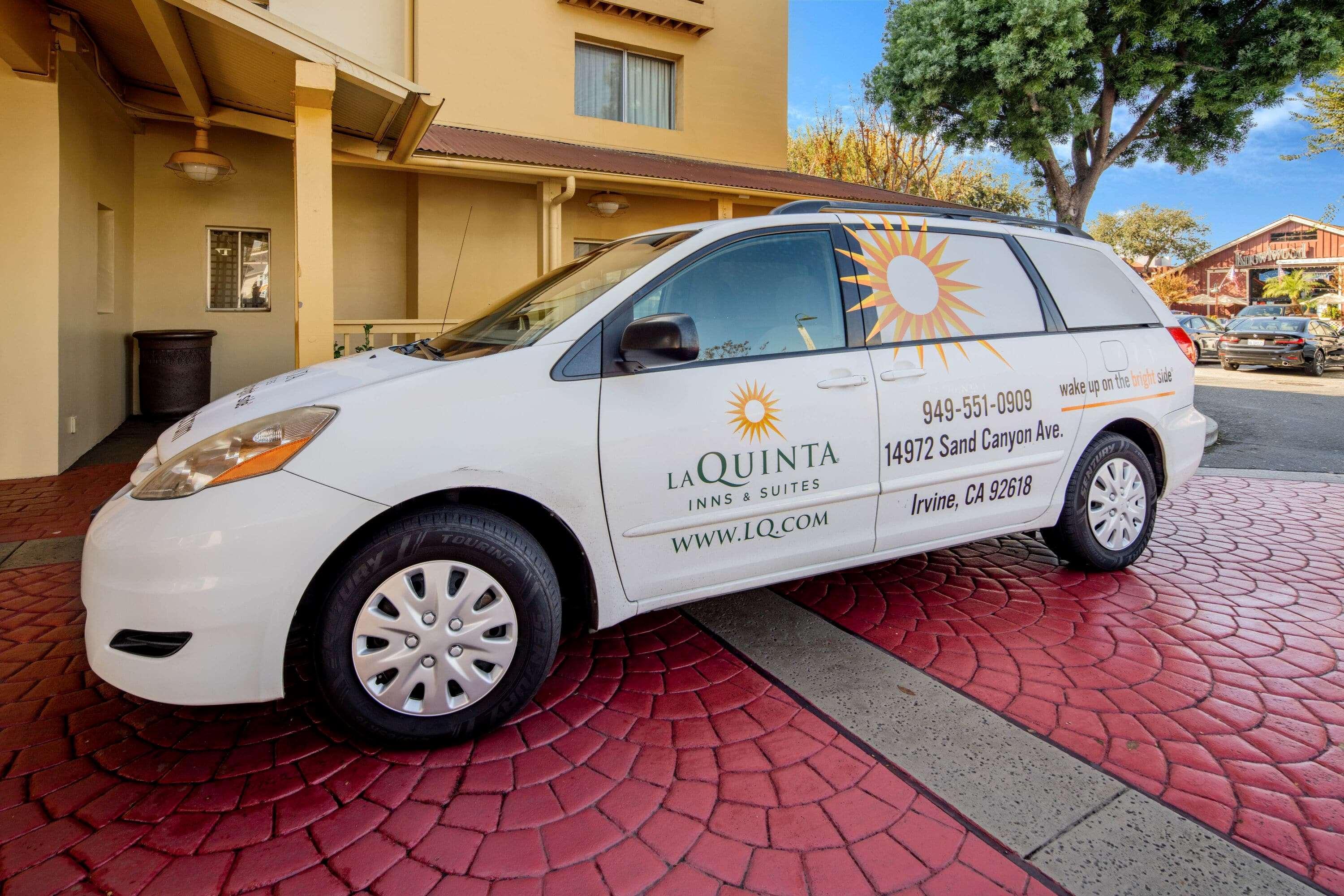 Hotel La Quinta & By Wyndham Spectrum 3*